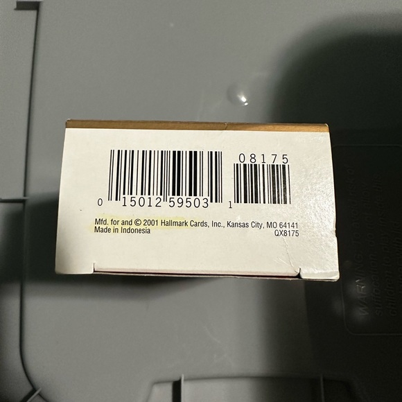 2001 Hallmark Keepsake Ornament - Christmas Parrot - Picture 4 of 4